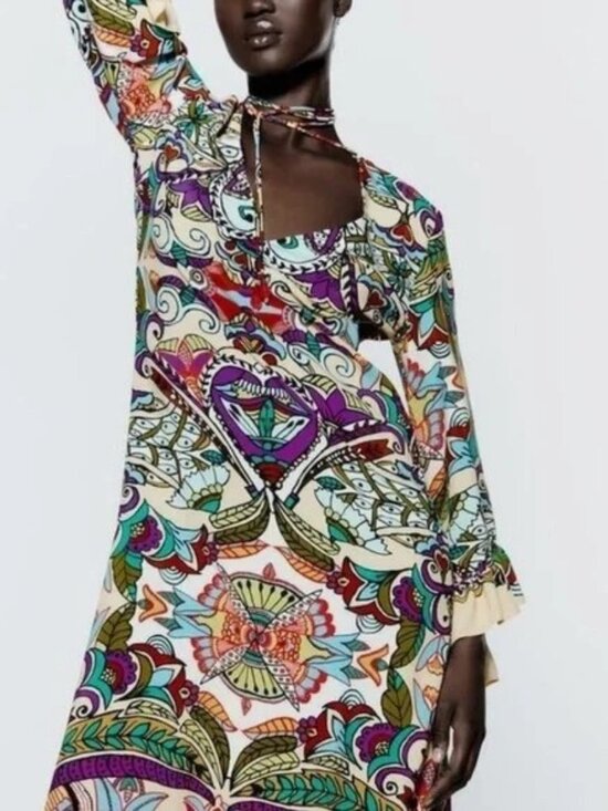 Zara Dresses & Skirts - BLOGGERS FAV ZARA MULTICOLORED PRINTED DRESS